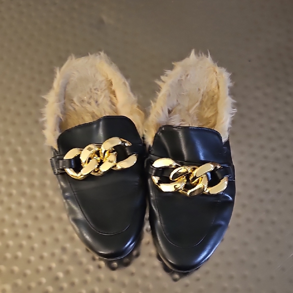 Black Fur-Lined Loafers with Gold Chain